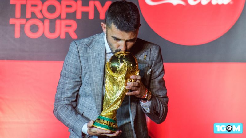 Cúp vàng World Cup làm bằng gì?